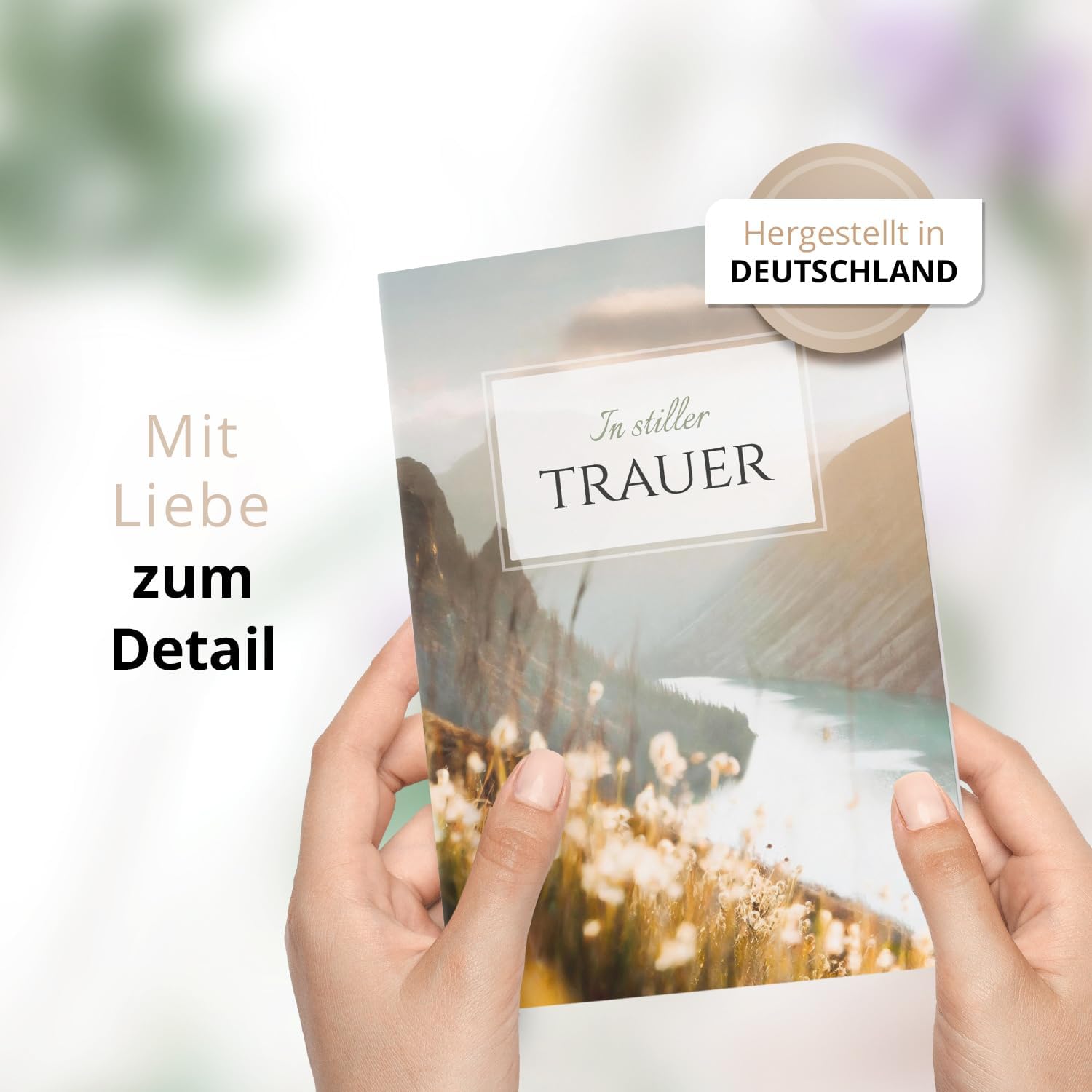 10 Trauerkarten mit Umschlag – Einladung zur Beerdigung oder Trauerfeier | Abschied | Hochwertige Klappkarten zur Todesanzeige – Motiv: Bergwiese